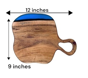 Tabla de cortar de madera de mango duradera con superficie lisa de arte única y lazo colgante Exportación a granel disponible - Product Image 3