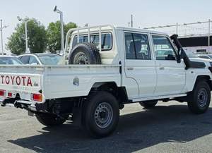 Toyota Land Cruiser VDJ79 4.5L Usada, Camioneta Blindada, Transmisión Manual, Interior Oscuro, Turbo, Tracción Delantera, Envío Global Disponible - Product Image 5