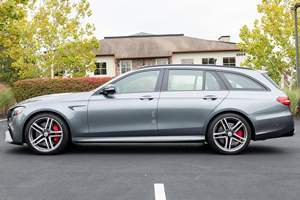 Mercedes-Benz AMG E63 S Wagon 2019 USADO EN BUEN ESTADO - Product Image 4