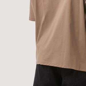 เสื้อยืดแขนสั้นโอเวอร์ไซส์ของผู้ชายผ้าฝ้าย100% กำหนดโลโก้สตรีทแวร์ลายพื้นน้ำหนักเบาระบายอากาศ - Product Image 4