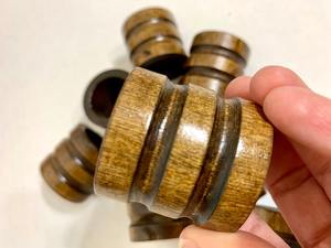 Ensemble de ronds de serviette en bois mangue fabriqués à la main en bois forme de taille personnalisée du meilleur fournisseur indien - Product Image 3