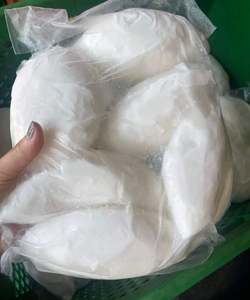 Viande de noix de coco surgelée de qualité supérieure, chair de noix de coco naturelle IQF pour smoothies, desserts, boulangerie et exportation mondiale // Mme Lily Ngo - Product Image 1