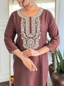 Ensemble Kurta en coton et soie brodé avec pantalon en soie et dupatta en soie de 22 mètres, costume trois pièces, tailles S M L XL XXL - Product Image 3