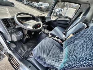 Offre Exceptionnelle : Chevrolet LCF 4500H GR Regular Cab RWD Knaphide KVAB 2024 – Camionnette Neuve - Product Image 2