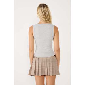 Camiseta sin mangas con cuello redondo - Product Image 6