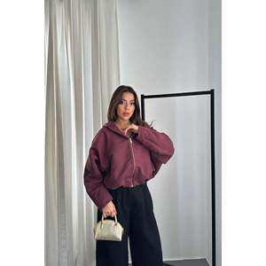 Chaqueta Corta con Capucha Color Borgoña - Borgoña - Product Image 1