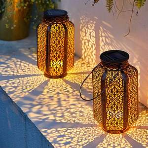 Lanterne suspendue marocaine luxueuse en métal et en fer avec un savoir-faire finement détaillé pour les hôtels, les cafés et les événements élégants - Product Image 5