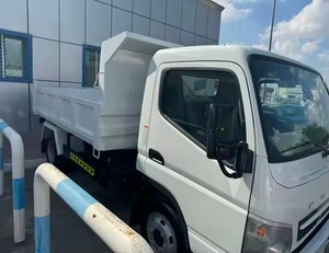 รถบรรทุกมิตซูบิชิ ฟูโซ แคนเตอร์ ปี 2024 พวงมาลัยขวา พร้อมมาตรฐานไอเสียยูโร 6 เครื่องยนต์ดีเซล 4.2 ลิตร - Product Image 1