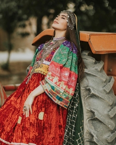 Robe de fête et de mariage afghan en velours afghan fait à la main traditionnel brodé pour femmes robe tribale taille personnalisée robes pour femmes à vendre 107 - Product Image 2