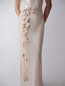 Best-seller Robe mi-longue dos nu en soie à Iéna pour femmes ODM Services Made in Vietnam for Wedding - Product Image 4