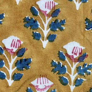 Tissu en coton imprimé à la main de couleur jaune moutarde avec motif floral, textile indien traditionnel - Product Image 2