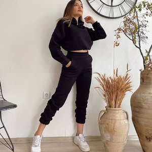 Chándal de entrenamiento a rayas de dos piezas personalizado de alta calidad para mujer, ropa de entrenamiento deportiva informal transpirable para invierno de talla grande - Product Image 3