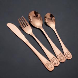 Juego de Cubiertos Infantiles Multicolores con Acabados Variados, Perfecto para Cenas en Casa, Fiestas de Cumpleaños y Divertidas Decoraciones de Mesa, Hecho a Mano en India - Product Image 5