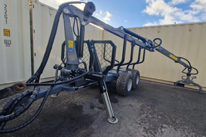 Low Impact 3Ton Forestryy Timberr Forwarding Trailer With 4 2 mtr Crane and <b>Grab</b> for sale - Product Image 3