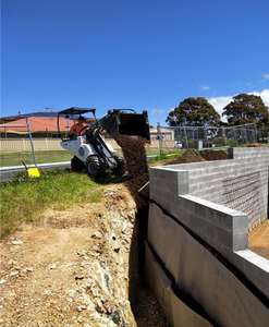 Paquete de 7 Piezas de Cargadora Articulada Hidrostática, Cargadora Retroexcavadora con Ruedas, 1 Año de Garantía en Motor, Cojinete, Bomba, Caja de Cambios y Engranajes - Product Image 2