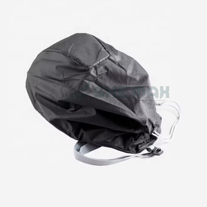 Sac élégant pour casque d'équitation avec un design élégant, des coins renforcés, un rembourrage intérieur doux et une structure légère à vendre - Product Image 4