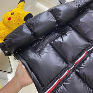 Veste d'hiver pour hommes Veste d'extérieur chaude en duvet épais pour hommes Manteau Logo personnalisé Veste bulle décontractée à la mode pour hommes - Product Image 4