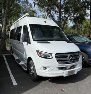 Hot Sale Luxury Business RV Motorhomes 4-6 People Aluminum Air Conditioning Rv Home Factory Custom Available Wholesale Rate - Product Image 5