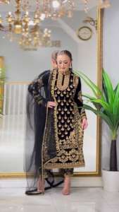 Lancement d'un nouveau design Party Wear Look New Top-Plazzo and Dupatta With Heavy Embroidery Sequence Work - Product Image 2