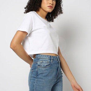 2025 Tops cortos de algodón personalizados para mujer, Fitness informal para camiseta blanca, camisetas ajustadas para mujer, camisetas cortas para mujer - Product Image 3