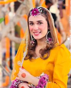 ชุดเครื่องประดับเจ้าสาวงานแต่งงาน ทำมือ หลายชั้น ประดับมุก ลายดอกไม้ กุหลาบ สร้อยคอ ต่างหู ติกก้า สร้อยข้อมือเข้าชุด สำหรับงานฮัลดี อิสลาม คุณภาพสูง - Product Image 2