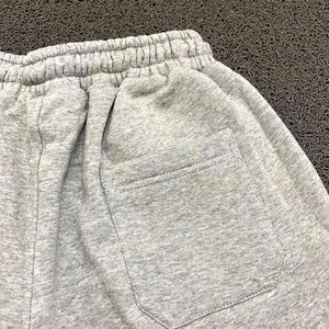 Pantalones cortos de lana gris personalizados para hombre, ropa informal con cordón en la cintura, ropa de calle cómoda de verano, pantalones cortos de gimnasio Unisex - Product Image 3