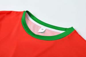 Maillot de football personnalisé 100% polyester, hauts de football, séchage rapide, respirant, léger, unisexe, uniforme d'entraînement pour équipe adulte - Product Image 5