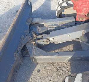 Miniexcavadora TAKEUCHI TB 240 Advanced con 3 Cucharones, Miniexcavadora de 4T con Motor Kubota, Miniexcavadora Nueva con Orugas para Granjas - Product Image 2