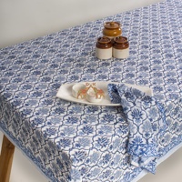 Couverture de table à fleurs bleues imprimée main traditionnelle indienne pour Banquets Hôtel Nappe en coton brodé réutilisable