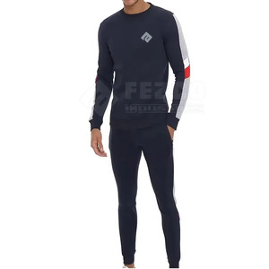 Conjunto de sudadera con capucha y cremallera para hombre con logotipo personalizado Ideal para gimnasio y estilo callejero - Product Image 2