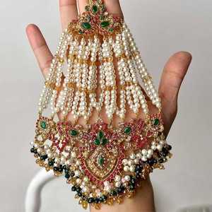 Collier à pendentif personnalisé en acier inoxydable plaqué or 18 carats pour femmes, croix en zircon, cœur, papillon, lettre, perle, fêtes - Product Image 2