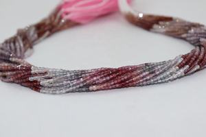 Perles en forme de spinelle naturelle à facettes en forme de cube et de boîte 2.5mm perles coupées en spinelle perles multi-pierres dans une boîte - Product Image 3