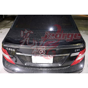POUR W204 BERLINE STYLE V1 SEC EN FIBRE DE CARBONE SPOILER - Product Image 3
