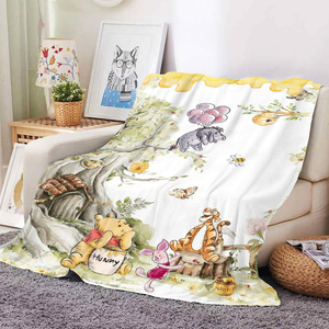 Coperta in spugna morbida e calda in poliestere, con design personalizzato a basso MOQ, orsetto Winnie Giallo <span class=keywords><strong>dei</strong></span> cartoni animati, ideale per hotel e viaggi, resistente all'usura. - Product Image 5