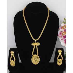 Joyería de oro de enchapado en oro, conjunto de joyería de estilo africano tradicional - Product Image 1