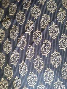 Tela de punto de algodón puro Natural 100% indio, estampado de flores de pantalla Floral ligero para ropa de hombre, trajes, vestidos - Product Image 3