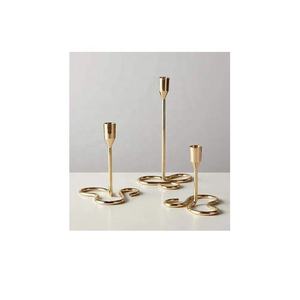 Bougeoir en aluminium massif moderniste de haute qualité bâtons de bougie en aluminium moulé avec décoration en verre pour la décoration intérieure - Product Image 3