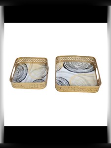 Plateau de service en métal de forme carrée solide de haute qualité avec finition miroir élégante-Robuste et durable disponible en vrac - Product Image 3