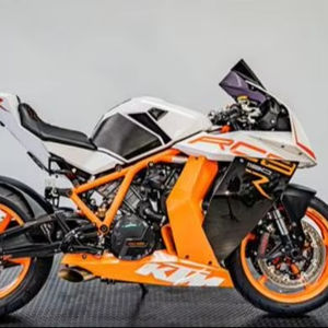 NUEVA Motocicleta Deportiva FAV 2022 RC 8C - Product Image 1