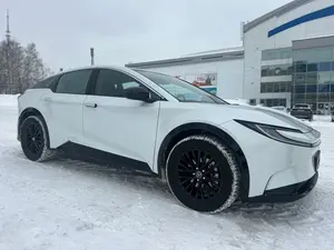 2025 B X 5 V 5 0 SUV AWD R18 Neumáticos Batería de Litio Asientos de Cuero Cámara Trasera Techo Solar Panorámico Luces LED Batería de 110 kWh - Product Image 5