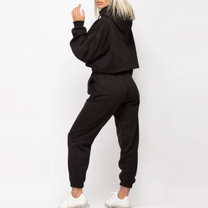Conjunto de sudaderas cortas para mujer en oferta, hechas con material de alta calidad. - Product Image 2