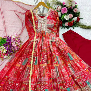 Nouveau Design Wear Pure Chinon Soie Séquence Brodée & Impression Numérique Robe Avec Bas Et Dupatta Ensemble Prêt à Porter - Product Image 1