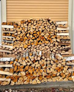 Leña de madera dura Perfecta para hogueras Calentar y cocinar Obtenga leña de madera dura a granel a precios competitivos. - Product Image 2