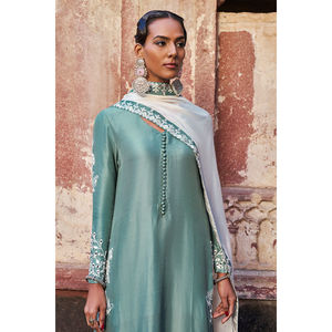SL26-18 Producto para Mujer, Elegante, con Cuello Mandarín, Tejido Satinado Ecológico, para Todas las Temporadas - Product Image 2