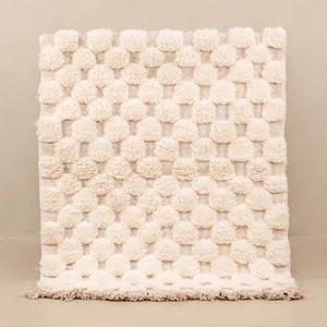 Alfombra Persa Vintage Beni Ourain, Manta Marroquí para Bodas, Alfombra 100% Lana Anudada a Mano para Adultos, Hogar y Viajes - Product Image 4