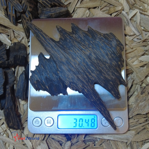 Superior Quality <b>Oud</b> Vietnam Agarwood Chips Reasonably Priced for Aromatherapy Incense <b>Diffuser</b> & Incense Holders - Product Image 3