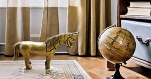 <b>Large</b> Golden Brass Standing Horse Sculpture Creative Tableware Showpiece for Home Decor Vastu Statue Running Horse <b>Desk</b> Ornament - Product Image 6