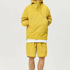 Conjunto Deportivo de 2 Piezas para Hombre, Talla Grande, Estilo Urbano, Ligero, 100% Algodón, con Logotipo Personalizado, Chaqueta Cortavientos con Capucha y Pantalones Cortos hasta la Rodilla - Product Image 2