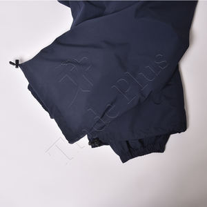 2025 pantalones de esquí impermeables con aislamiento de estilo súper holgado Unisex, pantalones de nieve de carga alta sueltos, tela impermeable de nailon y poliéster 100% - Product Image 6