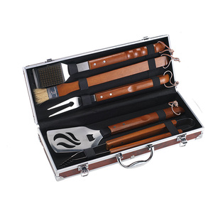 Set Barbecue 5 Pezzi - Product Image 1